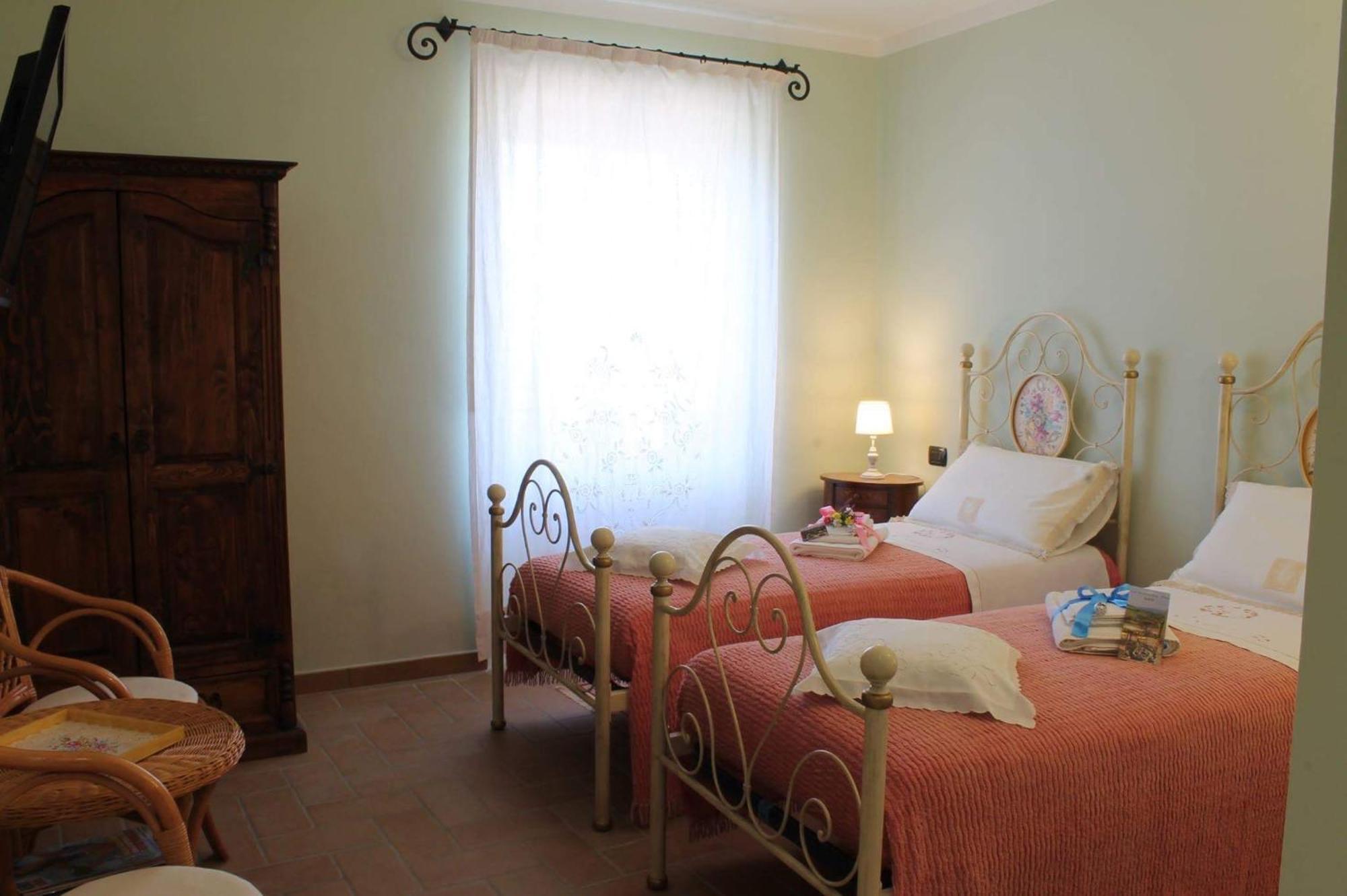 La Terrazza Fio...Rita Bed & Breakfast Ripa ภายนอก รูปภาพ